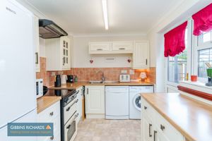 Kitchen/Diner- click for photo gallery